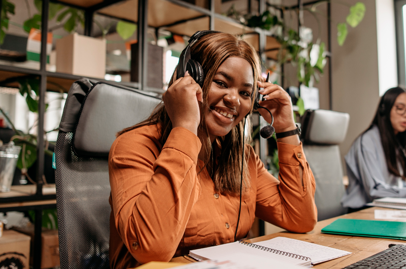 O-que-diferencia-um-Service-Desk-moderno-de-um-simples-suporte-técnico